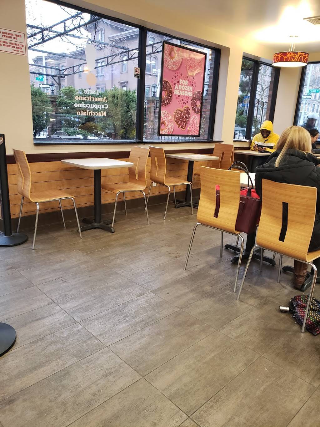 Dunkin | bakery | 383 Court St, Brooklyn, NY 11231, USA | 7187973542 OR +1 718-797-3542