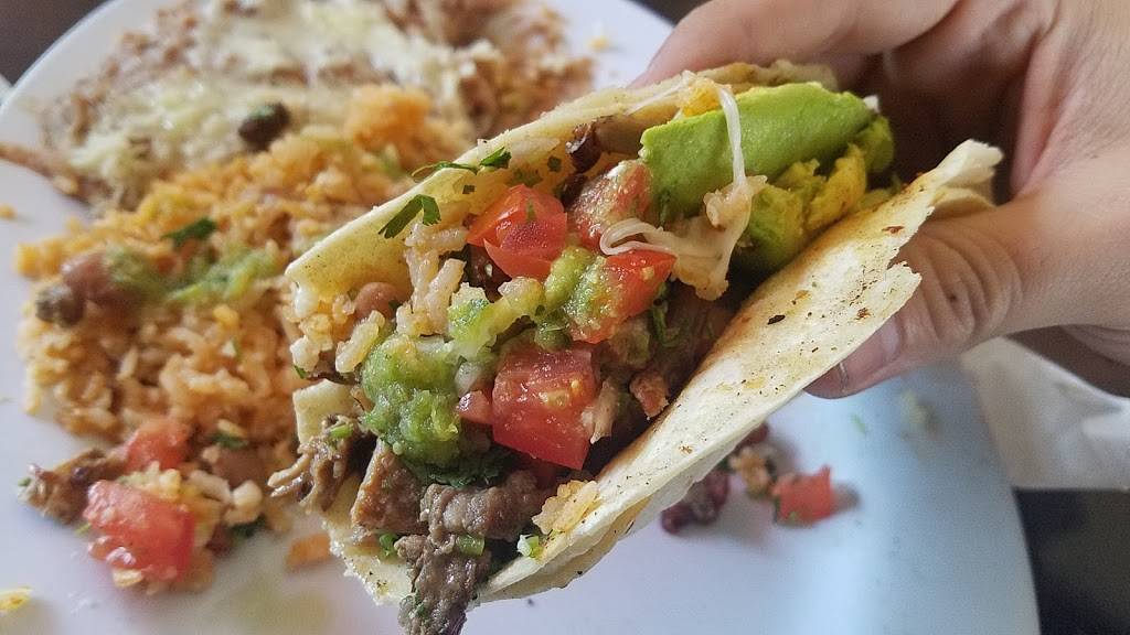 Tacomania | restaurant | 5292 Monterey Rd, San Jose, CA 95111, USA | 4082258353 OR +1 408-225-8353