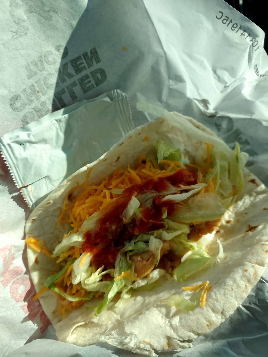 Del Taco | meal takeaway | 2663 Mt Vernon Ave, Bakersfield, CA 93306, USA | 6618737812 OR +1 661-873-7812