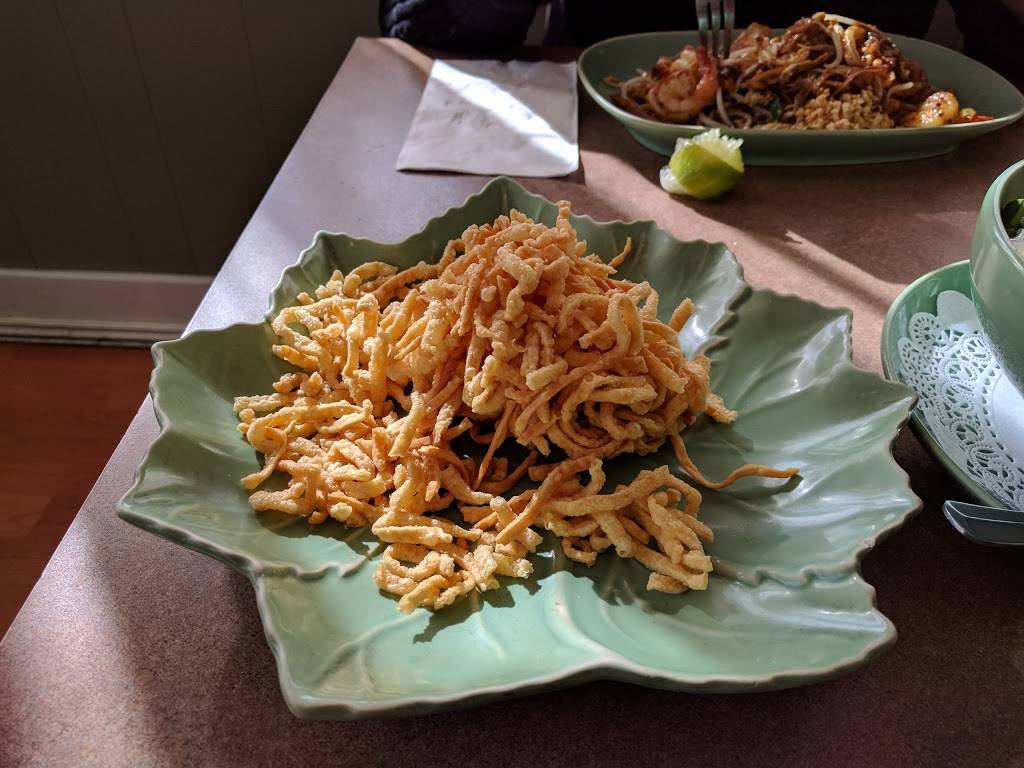 Tamarind Thai Restaurant | restaurant | 3228, 503 N Meadow St, Ithaca, NY 14850, USA | 6072772220 OR +1 607-277-2220