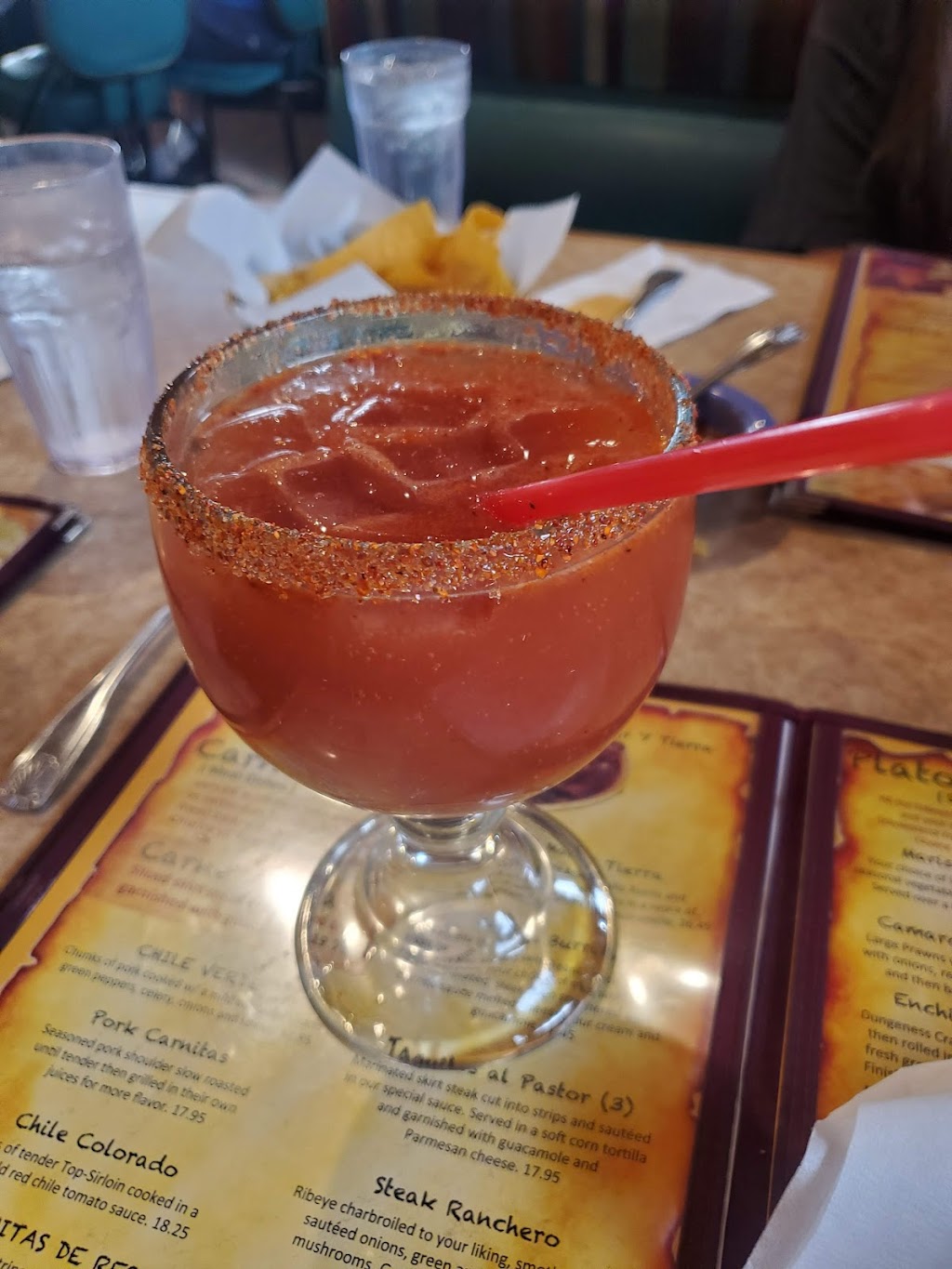 El Porton Restaurant | restaurant | 340 Valley Mall Pkwy, East Wenatchee, WA 98802, USA | 5098865830 OR +1 509-886-5830