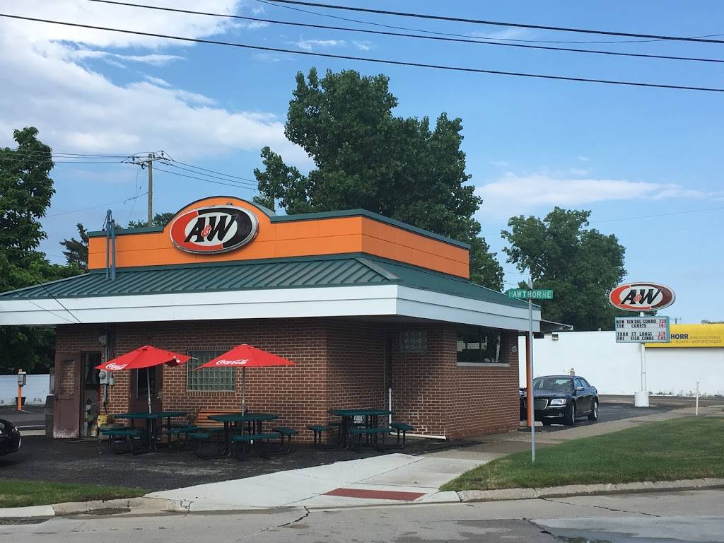 Farmington A&W | restaurant | 30732 Grand River Ave, Farmington, MI 48336, USA | 2484772849 OR +1 248-477-2849