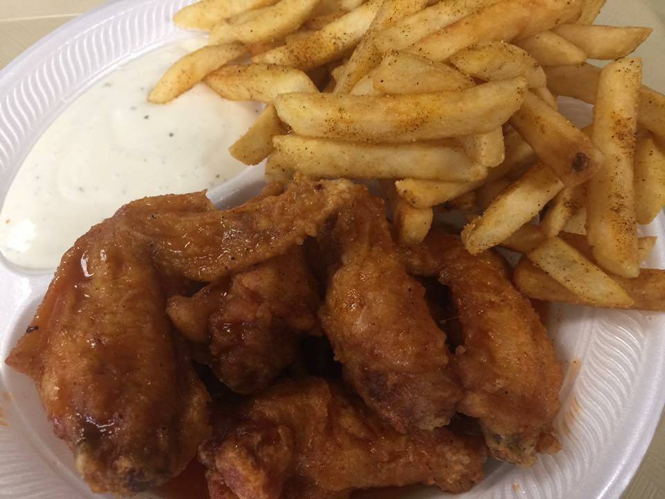 Marthas 2 Seafood | restaurant | 1609 N 16th St, Orange, TX 77630, USA | 4093304676 OR +1 409-330-4676