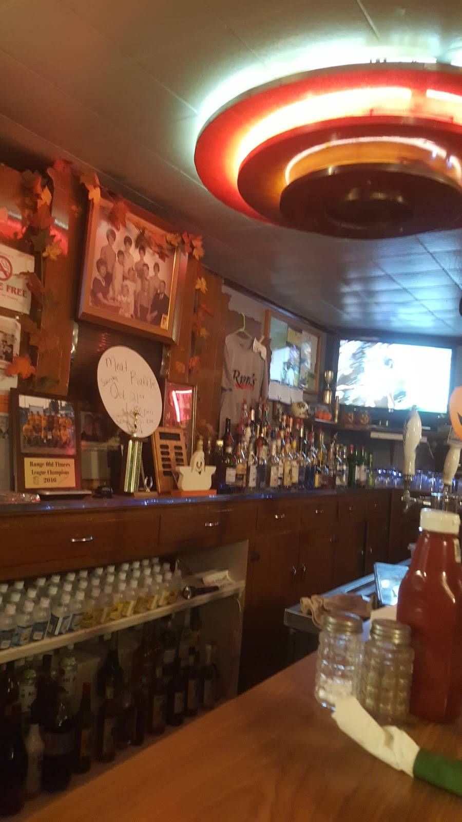 Rigonis Inn | restaurant | 925 E Ayer St, Ironwood, MI 49938, USA | 9069324601 OR +1 906-932-4601