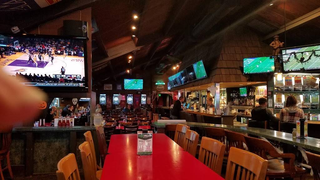 The Spot Sports Bar & Grill | restaurant | 4224 E Valley Rd, Renton, WA 98057, USA | 4252518053 OR +1 425-251-8053