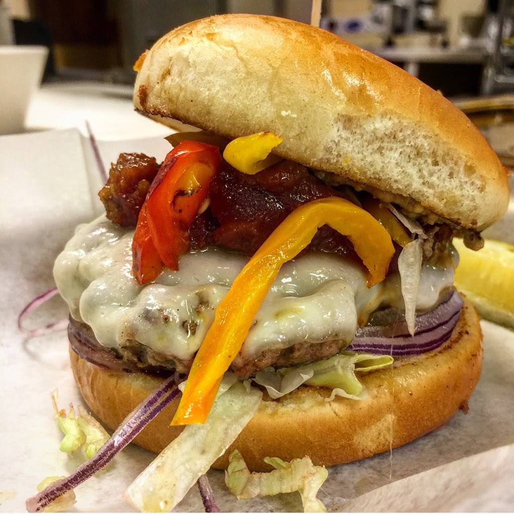 Peoples Revel Room | restaurant | 111 W Main St, Lebanon, IN 46052, USA | 7653910123 OR +1 765-391-0123