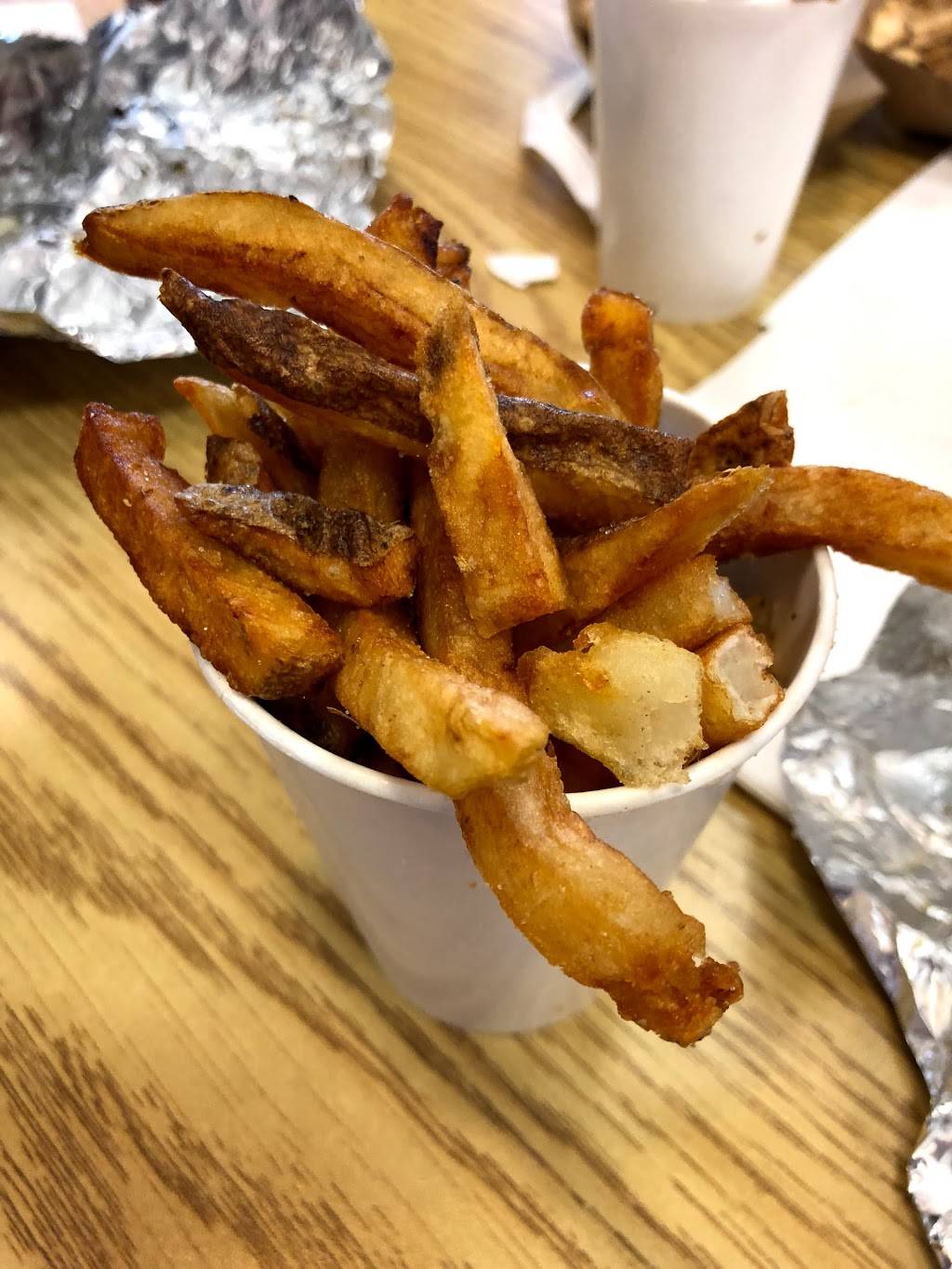 Five Guys | meal takeaway | 1030 Main St, Waltham, MA 02451, USA | 7816470555 OR +1 781-647-0555