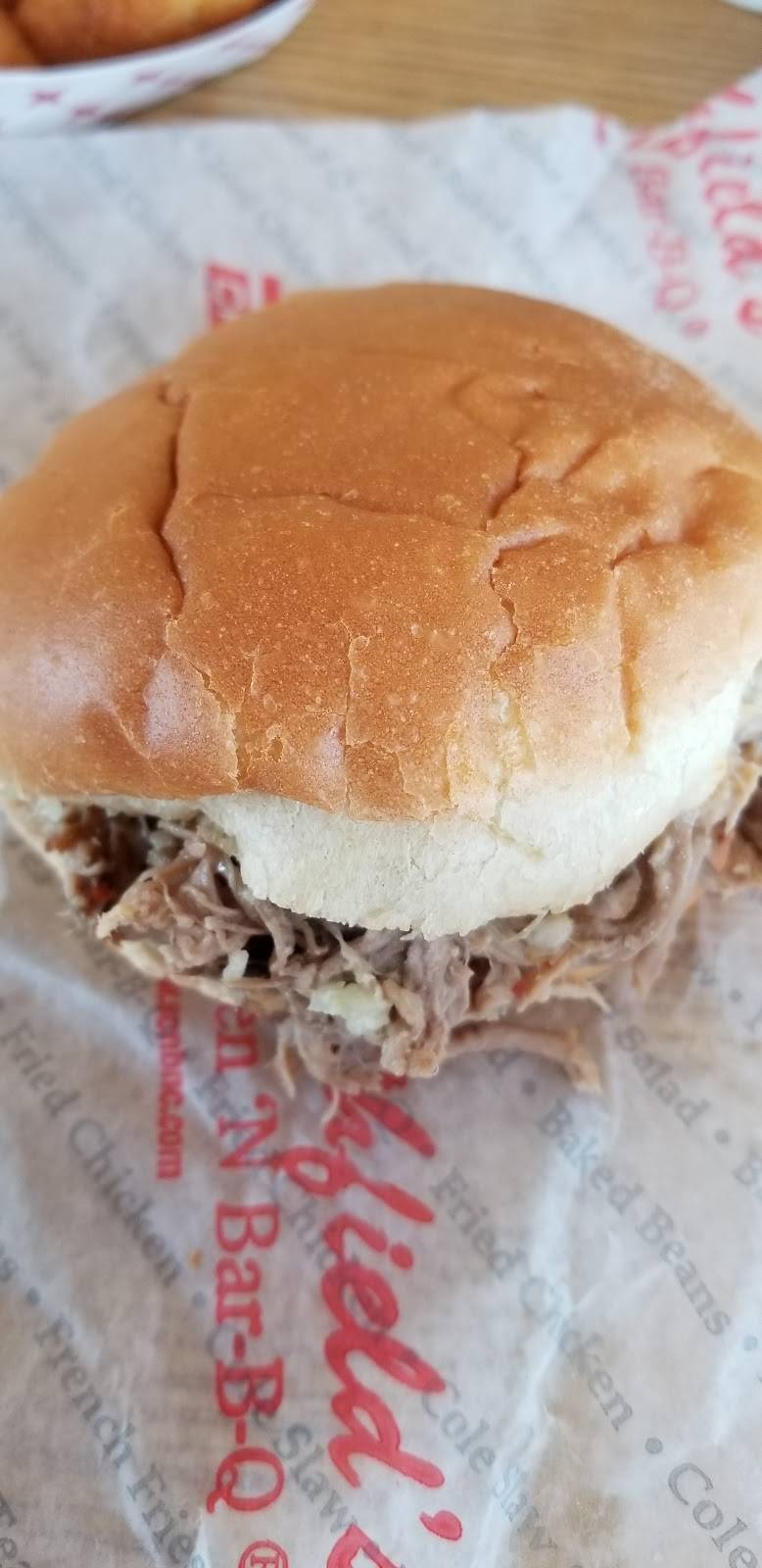 Smithfields Chicken N Bar-B-Q | restaurant | 1169 Eastern Ave, Nashville, NC 27856, USA | 2524590092 OR +1 252-459-0092