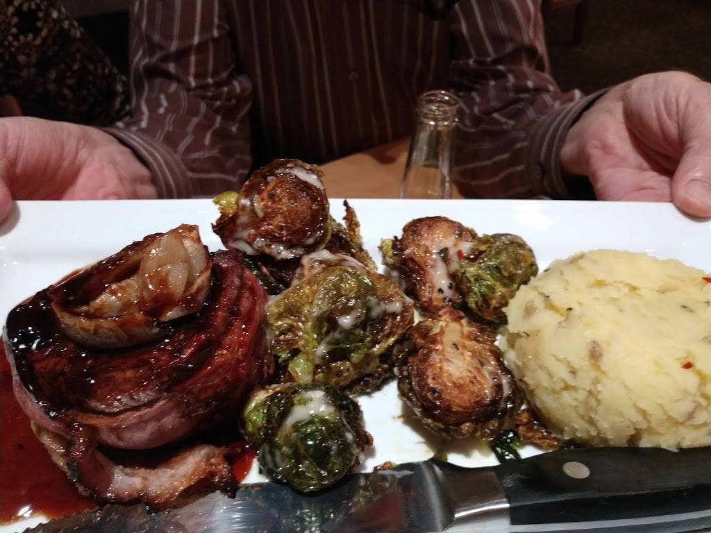 3rd Gear Restaurant & Bar | restaurant | 8241 N Shore Trail, Forest Lake, MN 55025, USA | 6514640788 OR +1 651-464-0788