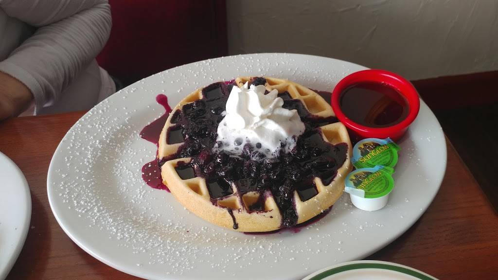 Paola Eatery | restaurant | 110 W Peoria St, Paola, KS 66071, USA | 9132711722 OR +1 913-271-1722