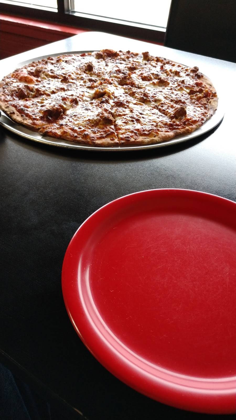 Clubhouse Pizza Continental | restaurant | 219 N Main St, Continental, OH 45831, USA | 4195964700 OR +1 419-596-4700