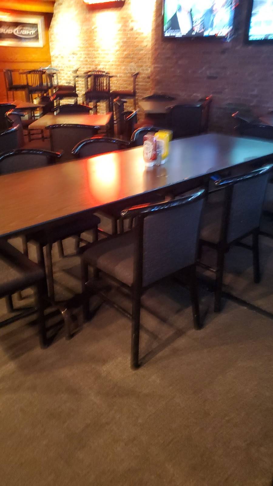 Mulligans Golf Grill & Pub | restaurant | 5500 Old Cheney Rd # 1, Lincoln, NE 68516, USA | 4024235563 OR +1 402-423-5563