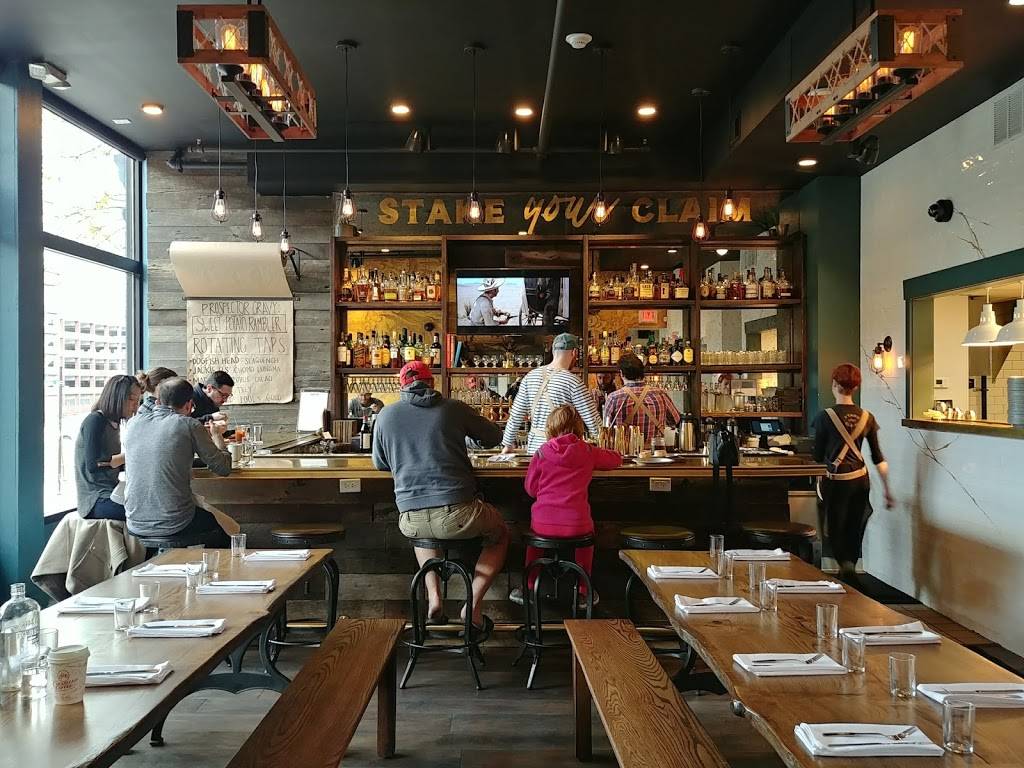 Boomtown Biscuits & Whiskey | restaurant | 1201 Broadway St, Cincinnati, OH 45202, USA | 5133812666 OR +1 513-381-2666