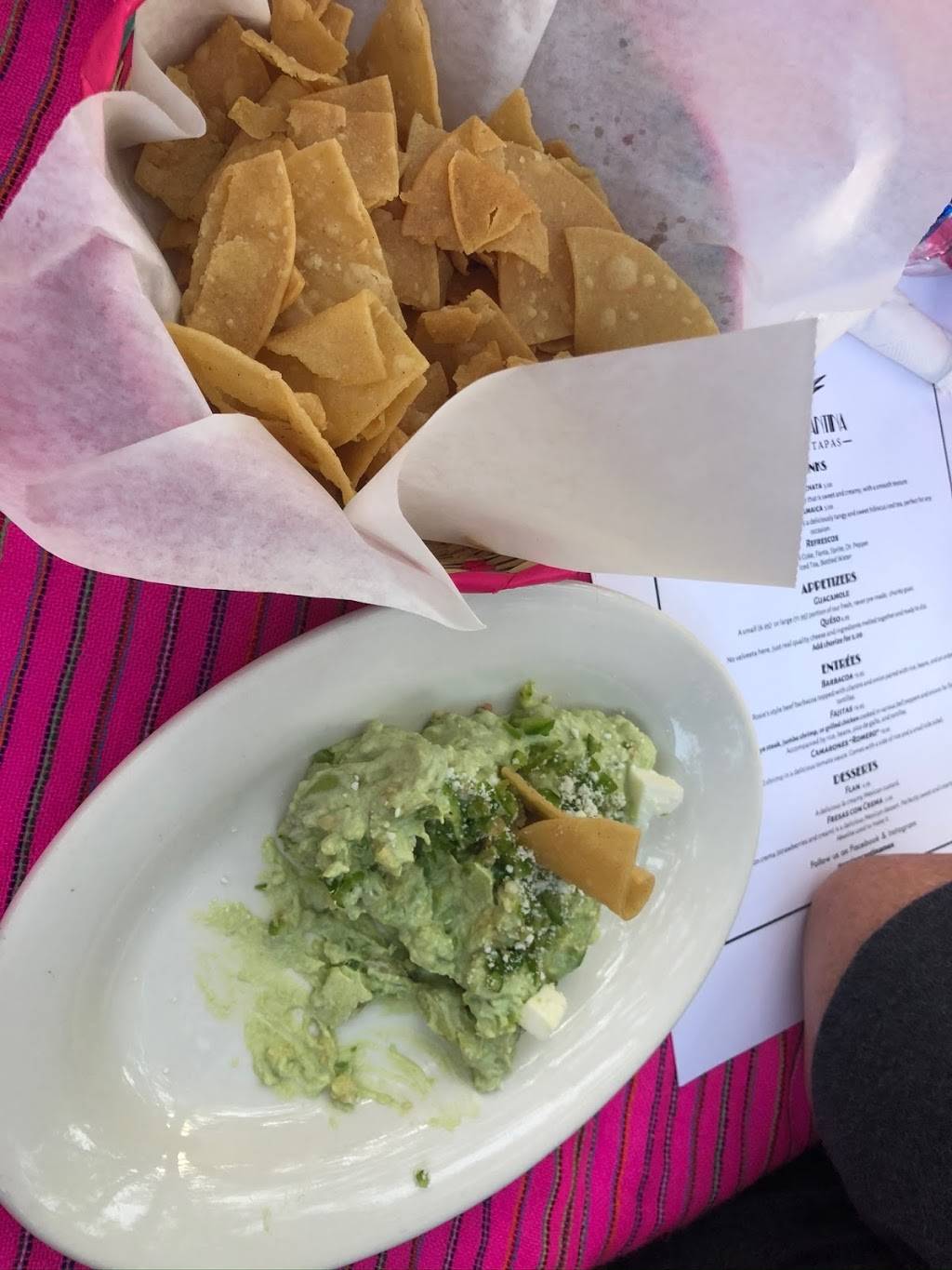 Rosies Cantina | restaurant | 503 Porter Ave, Ocean Springs, MS 39564, USA | 2284474946 OR +1 228-447-4946