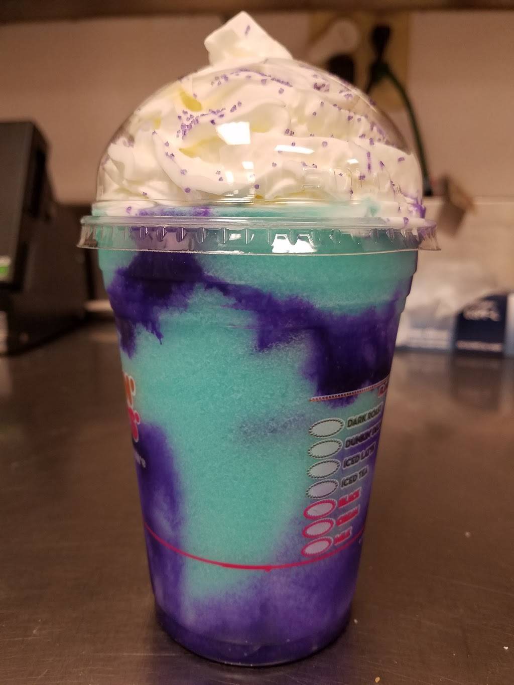 Dunkin | bakery | 198 2nd Ave, Gloversville, NY 12078, USA | 5187255700 OR +1 518-725-5700