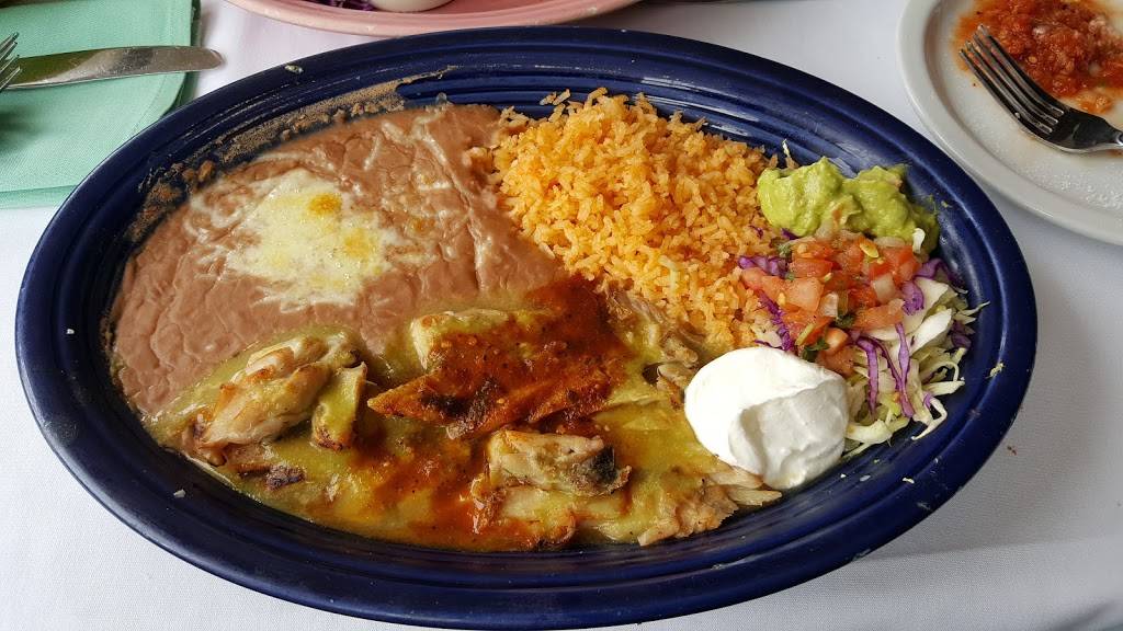 Palapas Restaurant & Cantina | restaurant | 21 Seascape Village, Aptos, CA 95003, USA | 8316629000 OR +1 831-662-9000