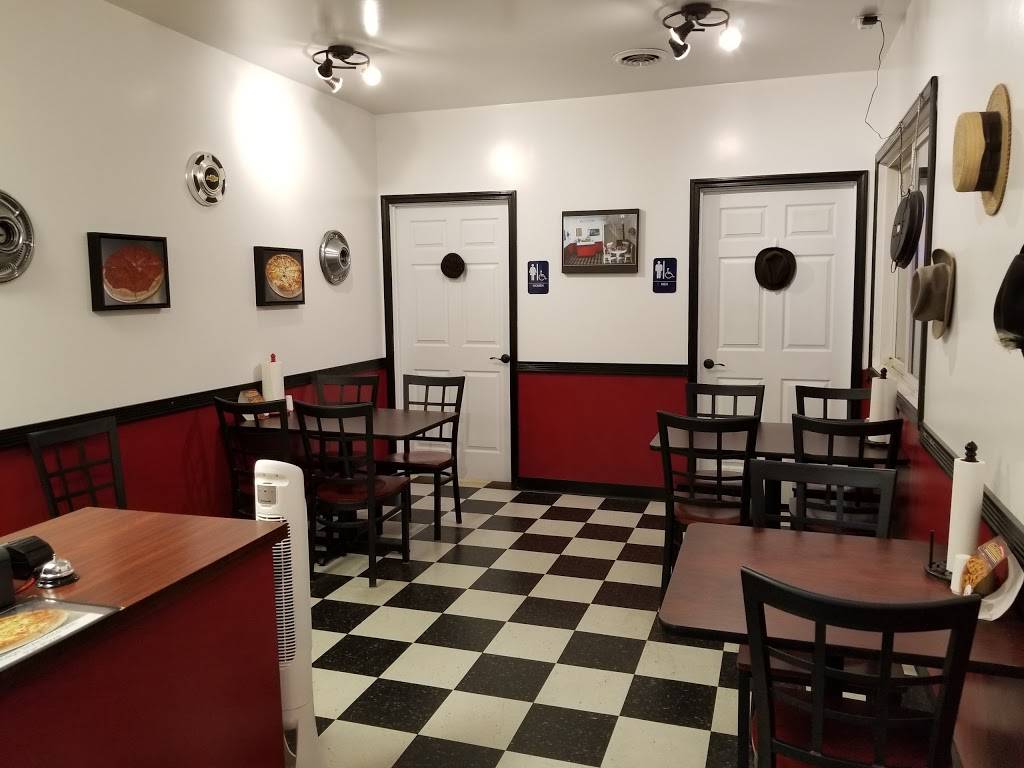 Windy City Pizza | restaurant | 1505 18th St #1, Charleston, IL 61920, USA | 2173454100 OR +1 217-345-4100