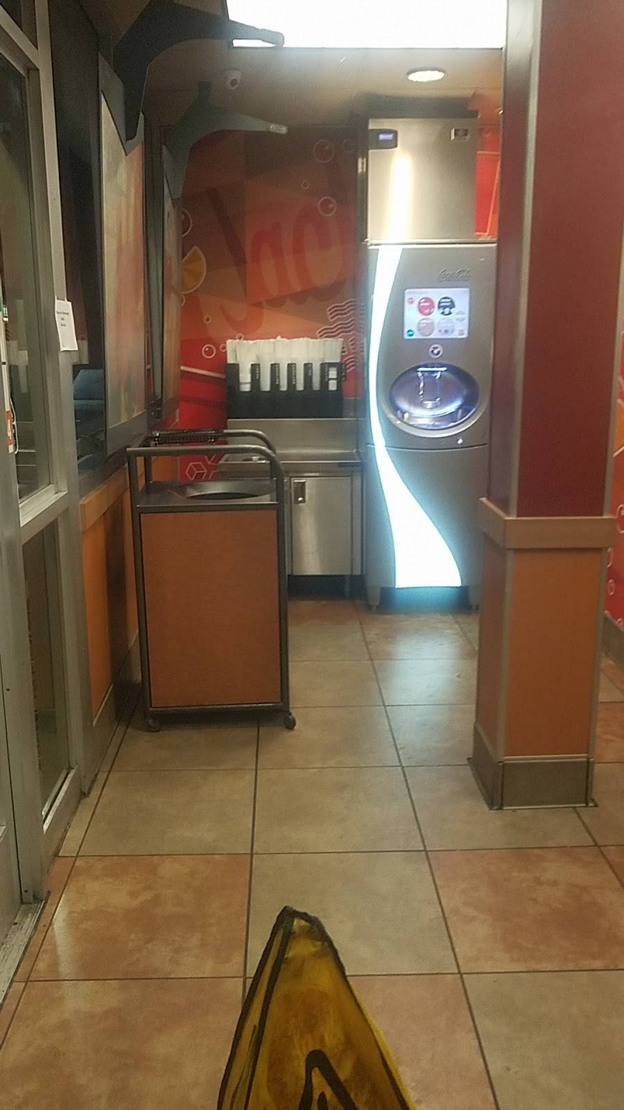 Jack in the Box | restaurant | 5930 Camp Bowie Blvd, Fort Worth, TX 76107, USA | 8177326881 OR +1 817-732-6881