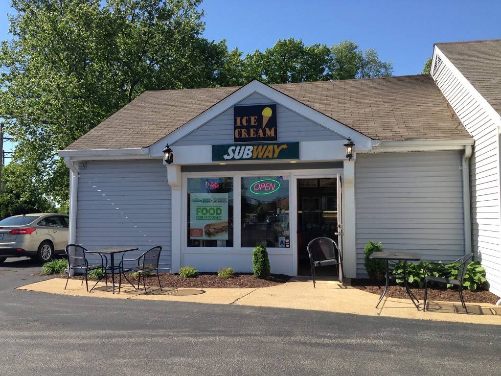 Subway | restaurant | 13468 Clayton Rd, St. Louis, MO 63131, USA | 3145140888 OR +1 314-514-0888