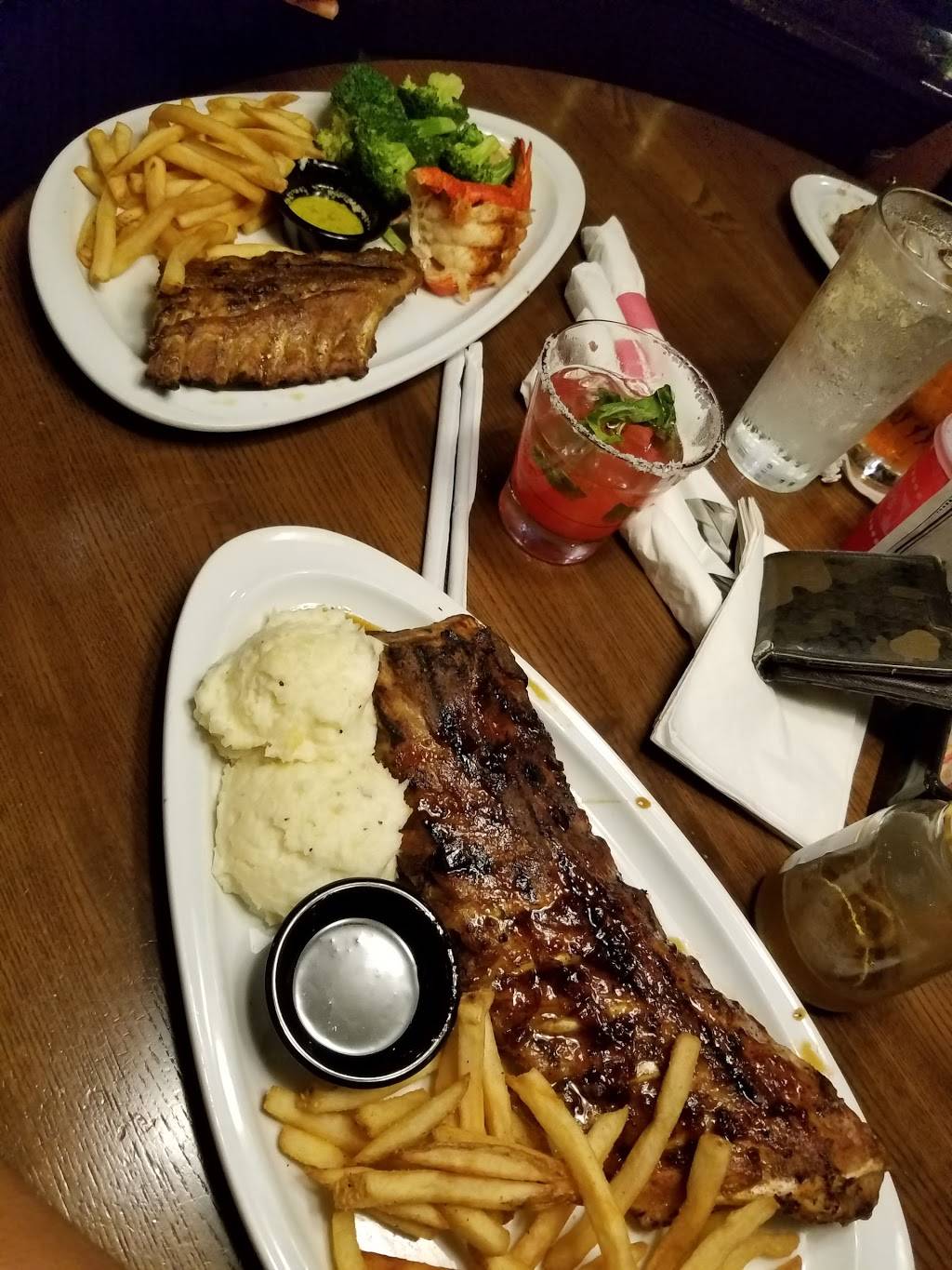 TGI Fridays | restaurant | 2625 E Eastland Ctr Dr, West Covina, CA 91791, USA | 6263316393 OR +1 626-331-6393