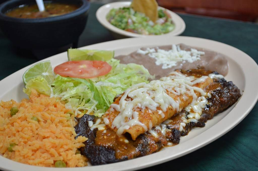 Magos Tacos & Tamales 2 | restaurant | 5211 W Diversey Ave, Chicago, IL 60639, USA | 7736885457 OR +1 773-688-5457