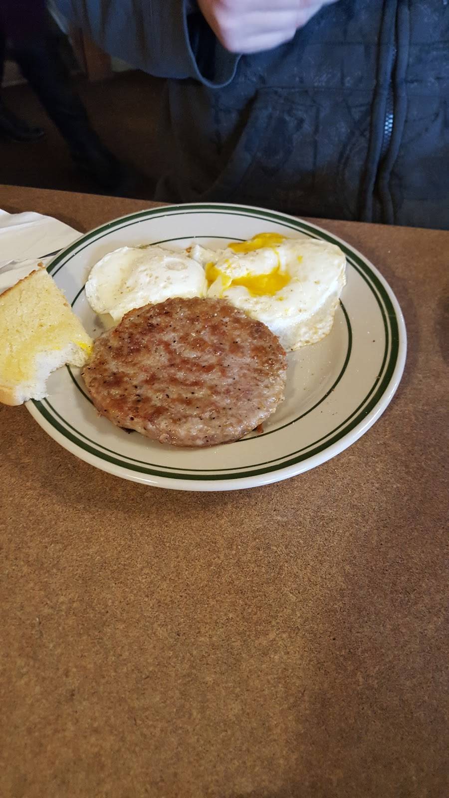 Good Wils Restaurant | restaurant | 24 Weaver Ln, Milton, PA 17847, USA | 5705236406 OR +1 570-523-6406