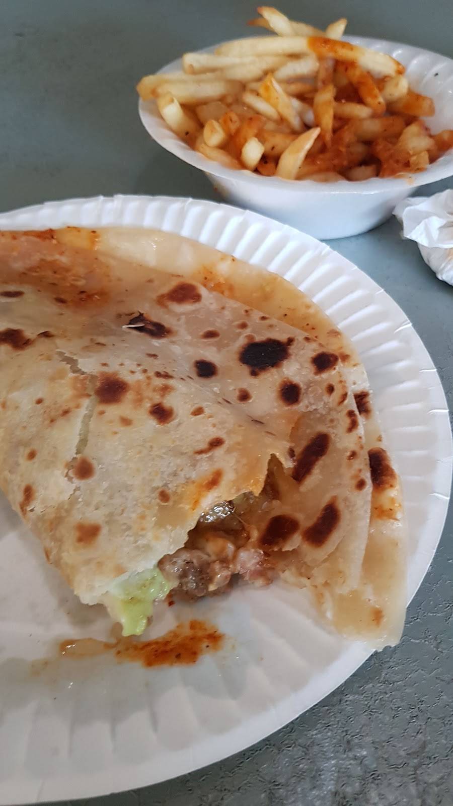 Tortas Sonia | restaurant | Av. Alejandro Von Humboldt 196, Nueva Tijuana, 22435 Tijuana, B.C., Mexico | 016646233616 OR +52 664 623 3616