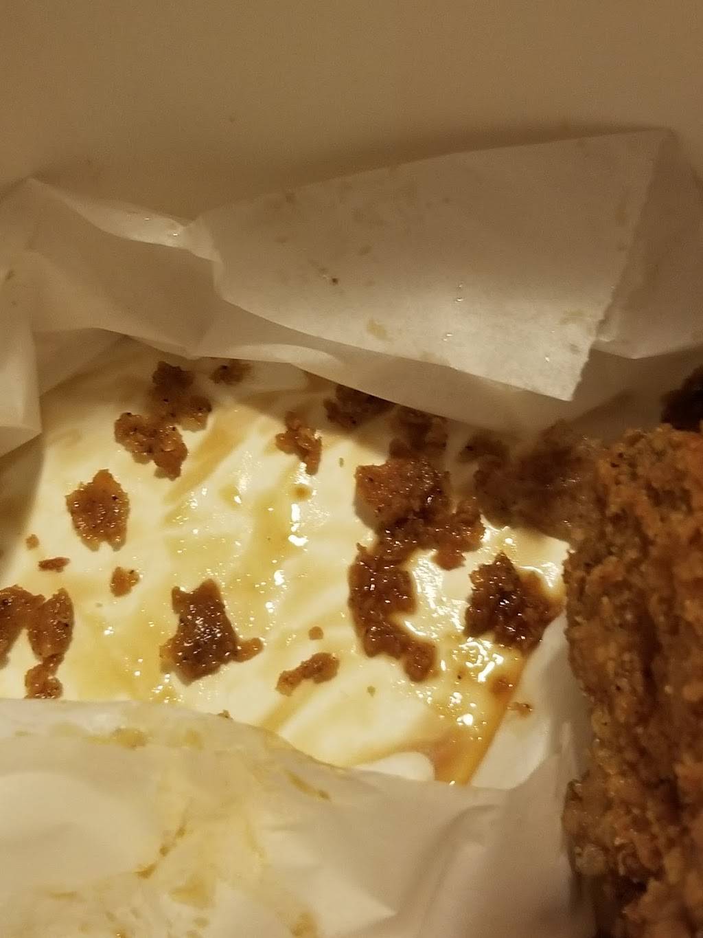 KFC | restaurant | 436 S Semoran Blvd, Orlando, FL 32807, USA | 4072753545 OR +1 407-275-3545