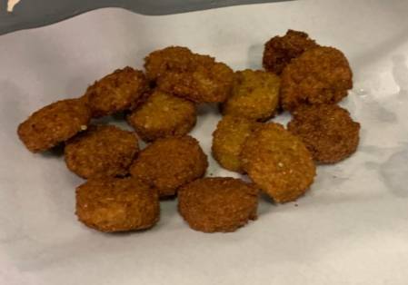 Roses River Deli | restaurant | 140 River Ave, Patchogue, NY 11772, USA | 6312894777 OR +1 631-289-4777