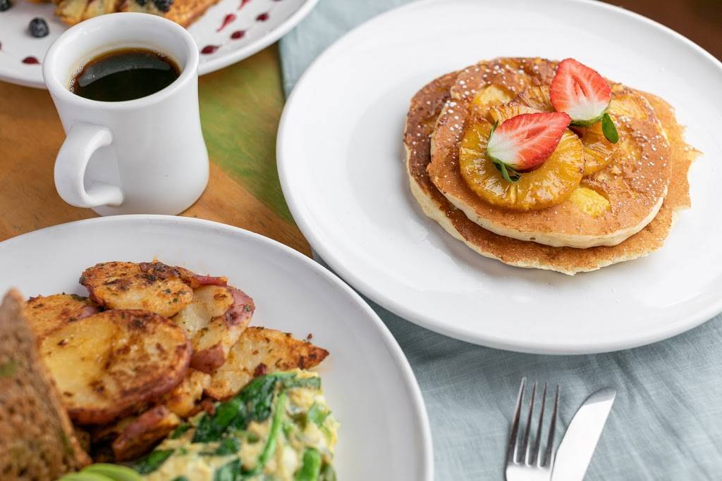 Swamis Cafe Del Sur | restaurant | 16475 Paseo Del Sur #105, San Diego, CA 92127, USA | 8585241065 OR +1 858-524-1065