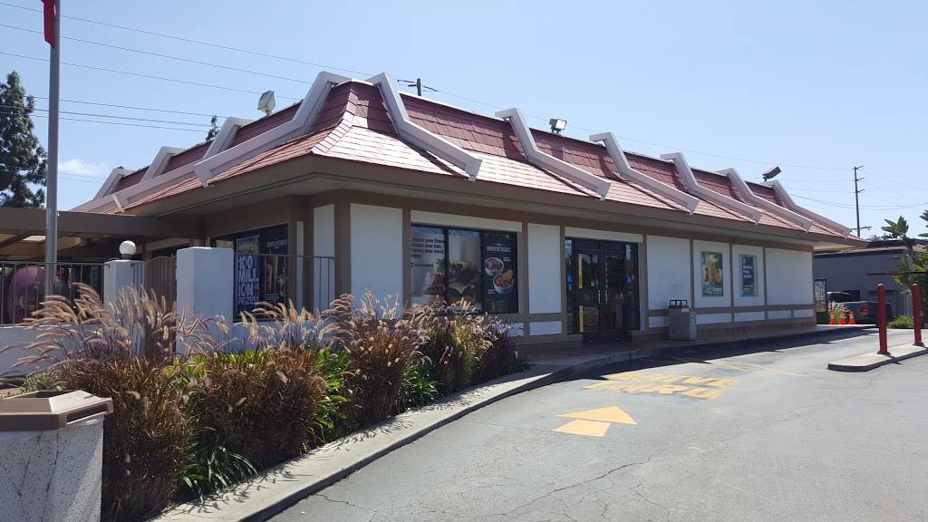 McDonalds | cafe | 886 Fletcher Pkwy, El Cajon, CA 92020, USA | 6195792228 OR +1 619-579-2228
