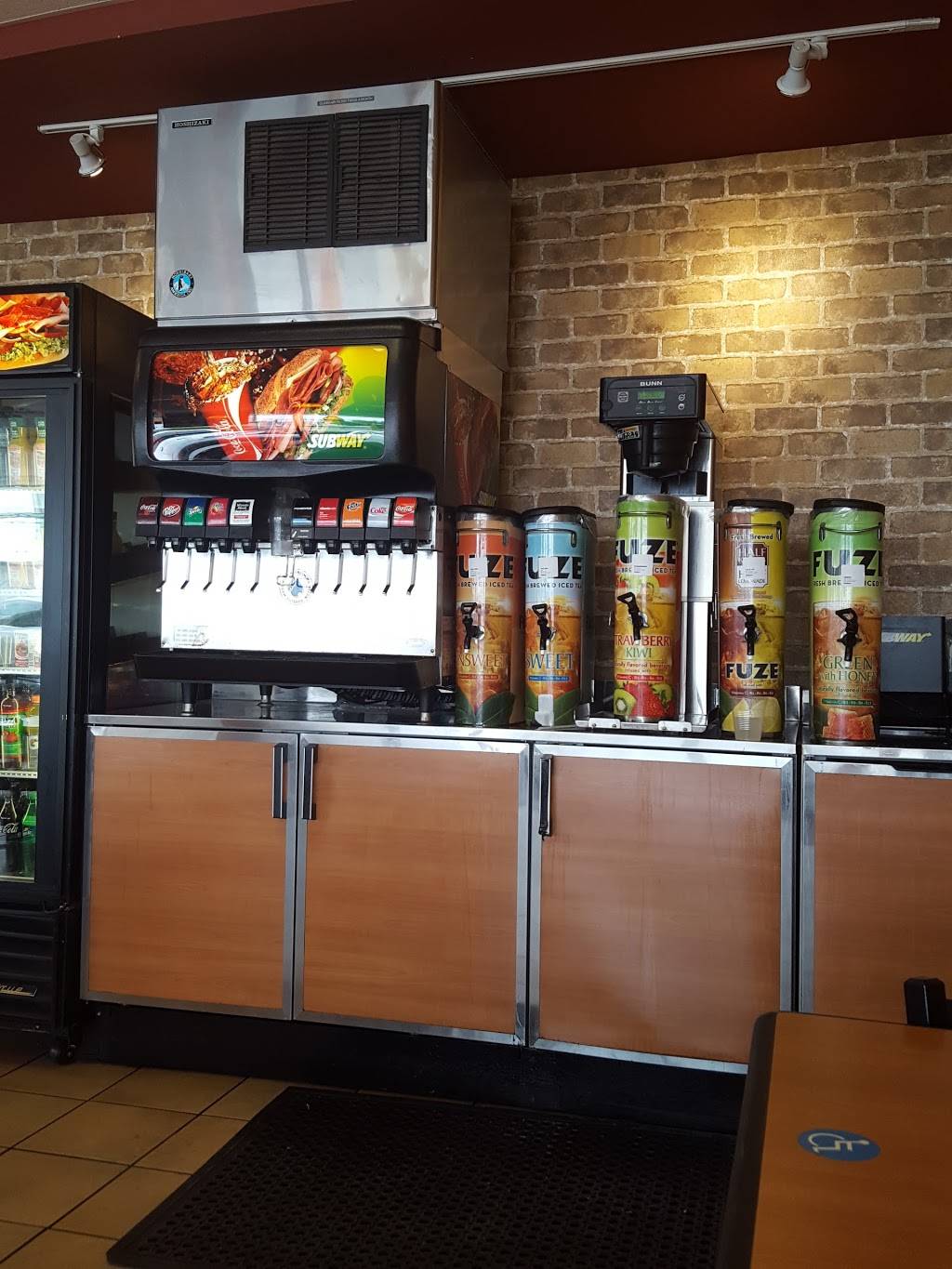 Subway | restaurant | 106 Sunland Park Dr A, El Paso, TX 79912, USA | 9158420070 OR +1 915-842-0070