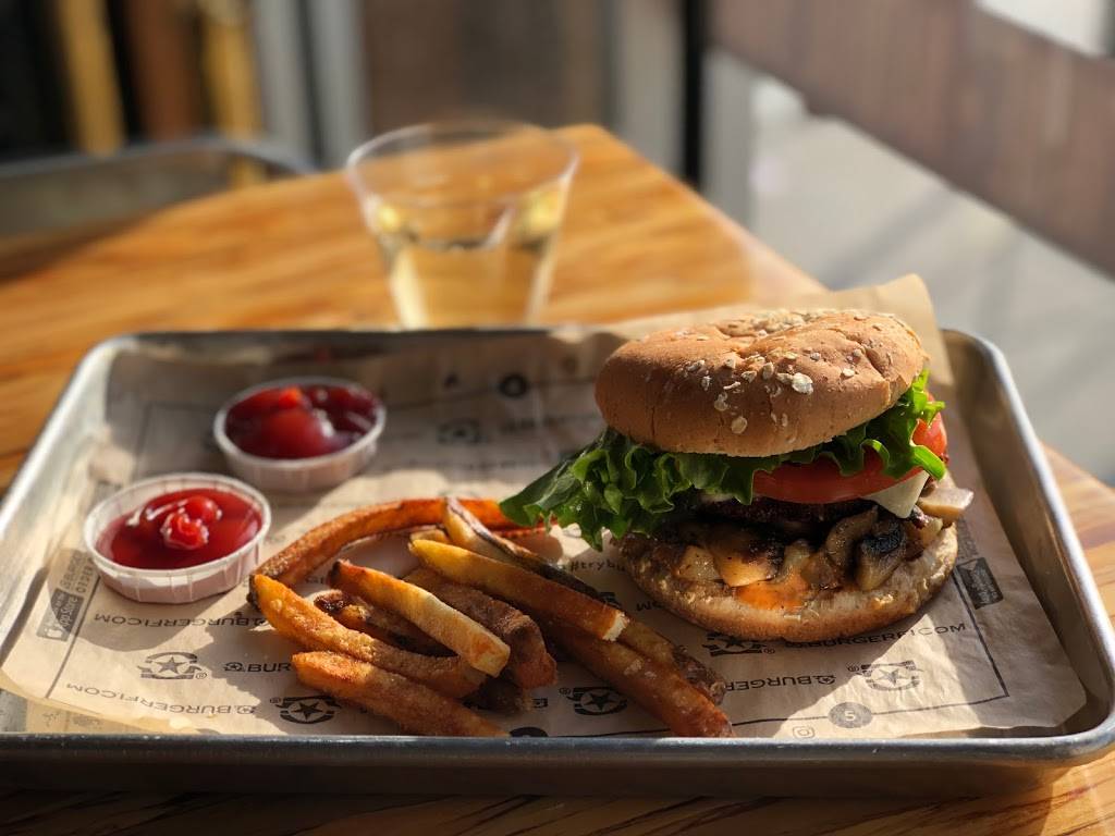 BurgerFi | restaurant | 765 W Osceola Pkwy, Kissimmee, FL 34741, USA | 4079335557 OR +1 407-933-5557