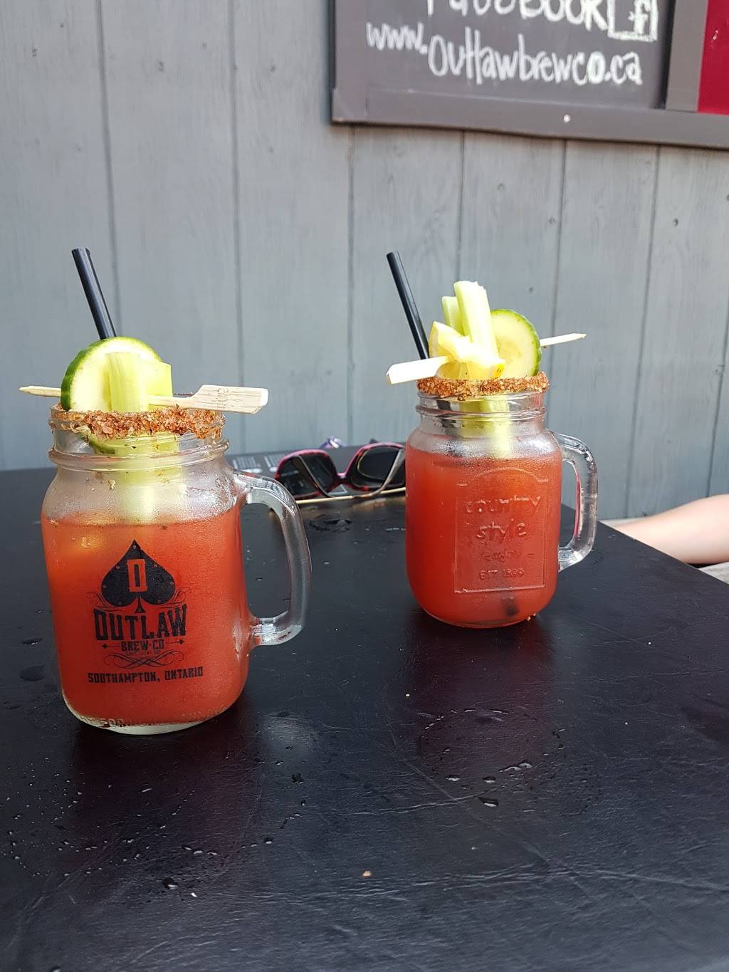Outlaw Brew Co | restaurant | 196 High St, Southampton, ON N0H 2L0, Canada | 5197971515 OR +1 519-797-1515