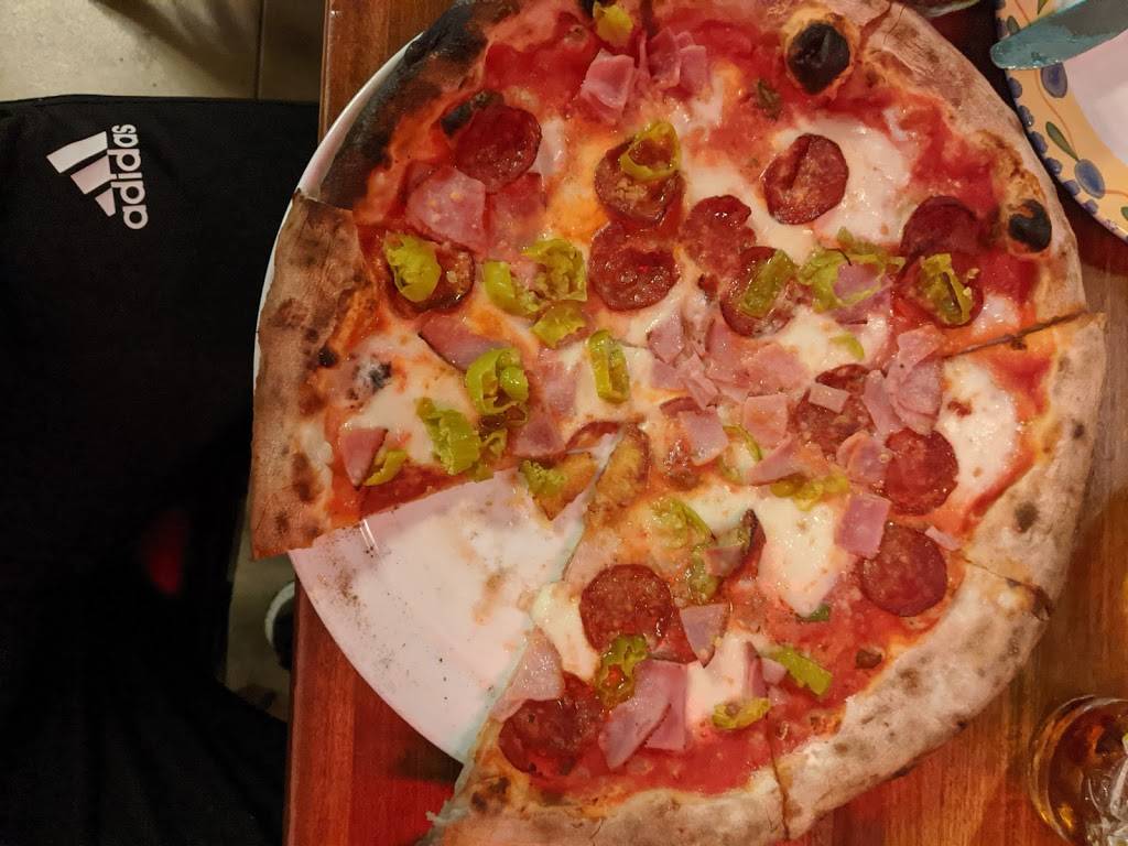 via Marina Wood Fired Pizza & Italian Cafe | restaurant | 22636 Marine View Dr S, Des Moines, WA 98198, USA | 2065922659 OR +1 206-592-2659