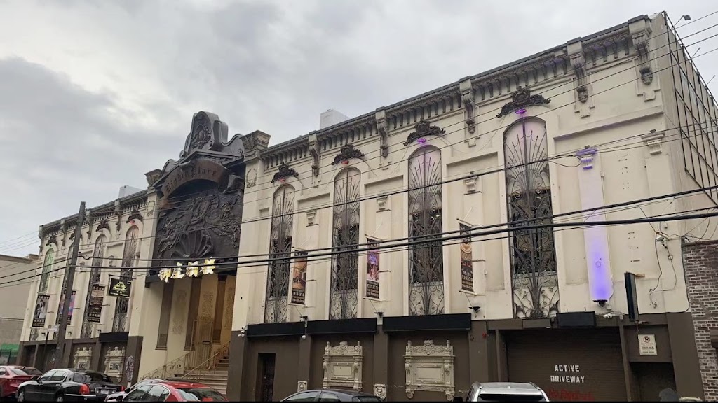 Crown One | restaurant | 34-20 Linden Pl, Queens, NY 11354, USA | 7187990568 OR +1 718-799-0568