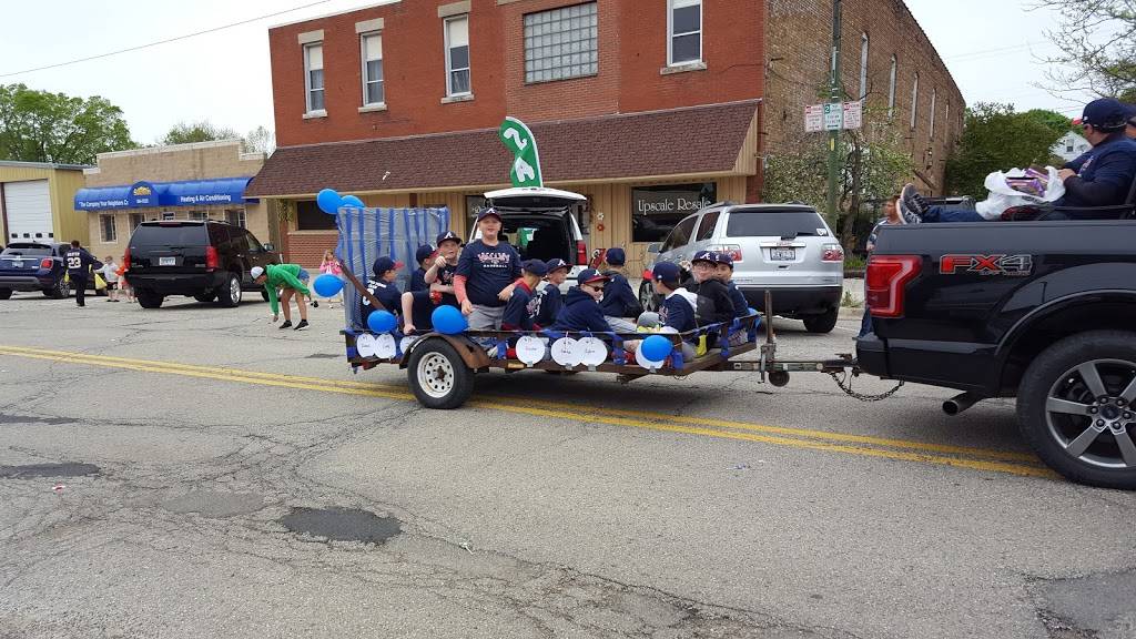 Luceros Supermarket and Mexican Restaurant | restaurant | 211 W St Paul St, Spring Valley, IL 61362, USA | 8156638425 OR +1 815-663-8425