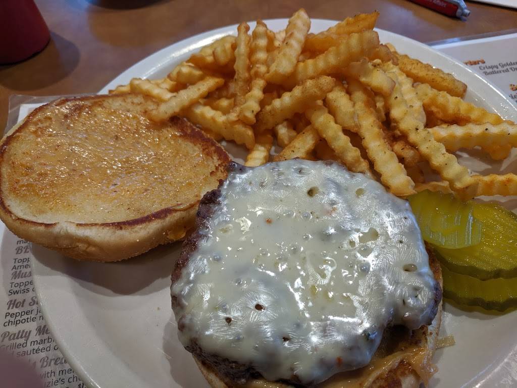 Suzies Kitchen | restaurant | 15023 Crestone Ave, Rosemount, MN 55068, USA | 6513228393 OR +1 651-322-8393