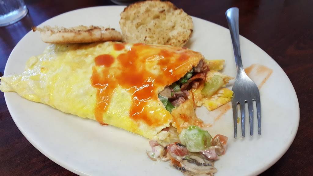 Hill Top | restaurant | 813 W Genesee Street Rd, Skaneateles, NY 13152, USA | 3156850016 OR +1 315-685-0016