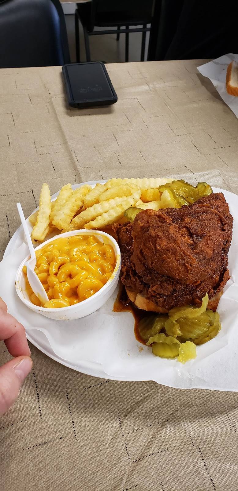 Granddaddys famous hot chicken | restaurant | 5546 Clarksville Pike, Joelton, TN 37080, USA | 6159152091 OR +1 615-915-2091