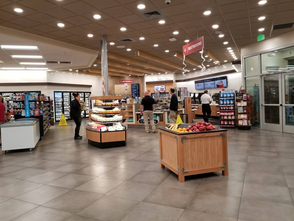 Flying J Travel Center | restaurant | 345 Roth Rd, Lathrop, CA 95330, USA | 2099821460 OR +1 209-982-1460