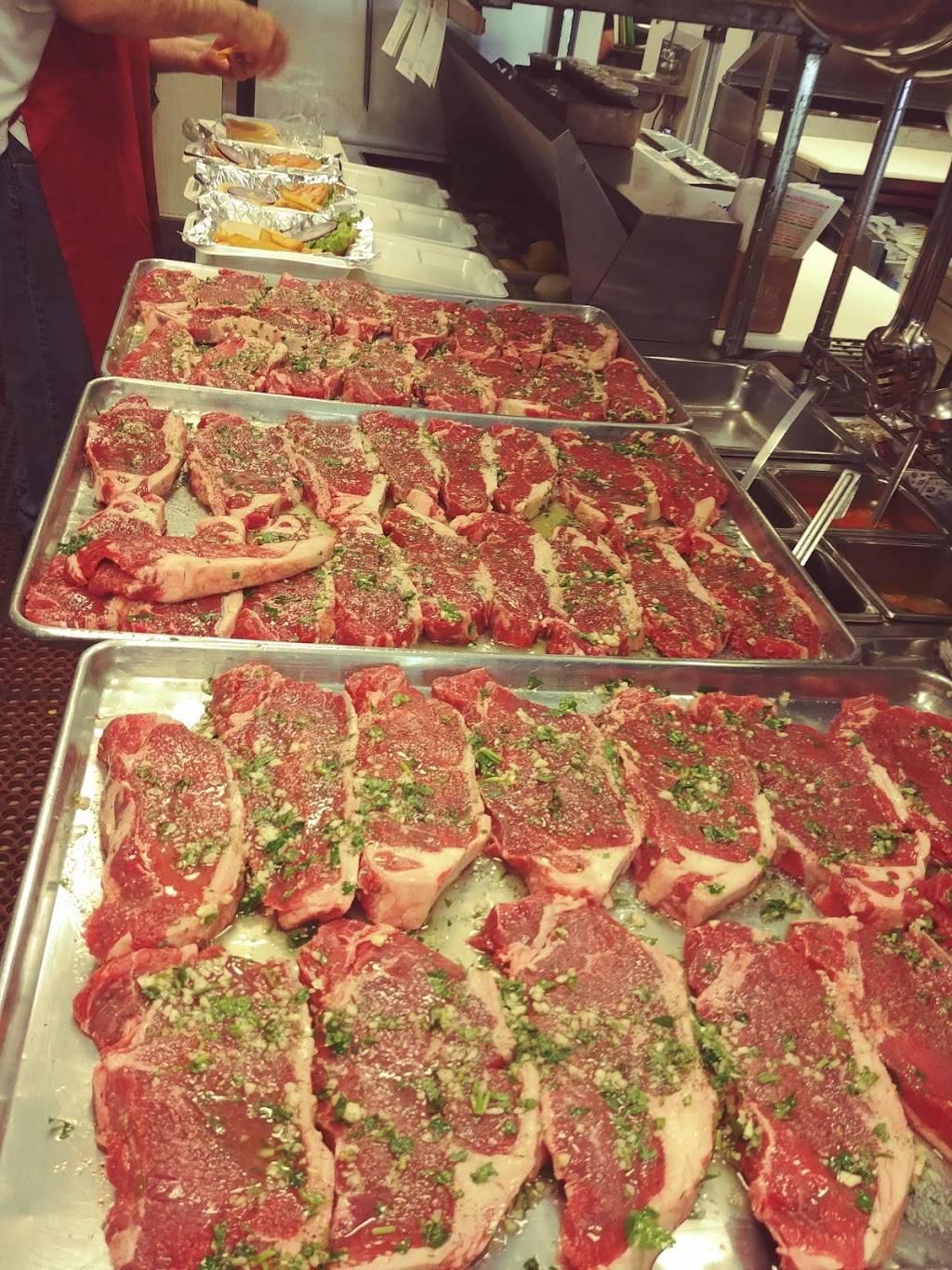 Pats Pizza | meal delivery | 628 S Clark St, Chicago, IL 60605, USA | 3124272320 OR +1 312-427-2320