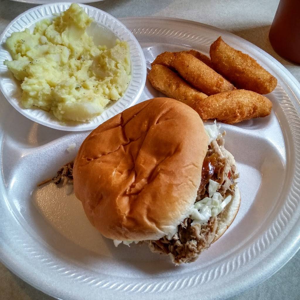 Gradys Barbecue | restaurant | 3096 Arrington Bridge Rd, Dudley, NC 28333, USA | 9197357243 OR +1 919-735-7243