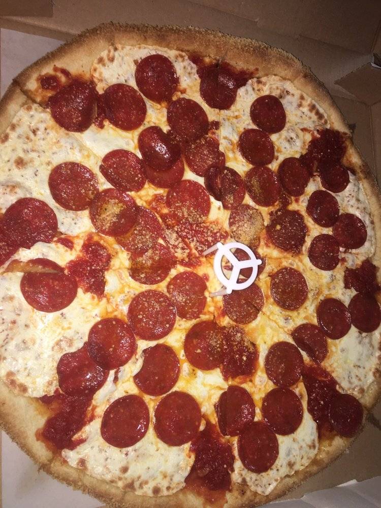 Marias Pizza | restaurant | 7101 Fort Hamilton Pkwy, Brooklyn, NY 11228, USA | 7187459326 OR +1 718-745-9326