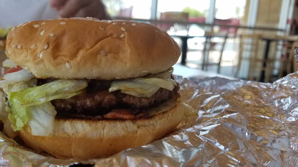 Five Guys | meal takeaway | 2641 N 44th St, Phoenix, AZ 85008, USA | 6029560444 OR +1 602-956-0444