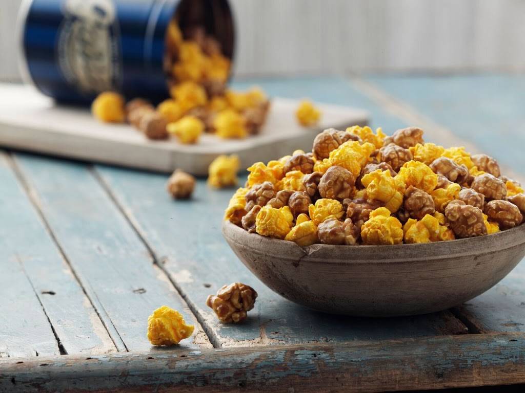 Garrett Popcorn Shops | meal takeaway | OHare International Airport (ORD), Terminal 1 Concourse B, 5600 Mannheim Rd, Chicago, IL 60666, USA | 8884767267 OR +1 888-476-7267