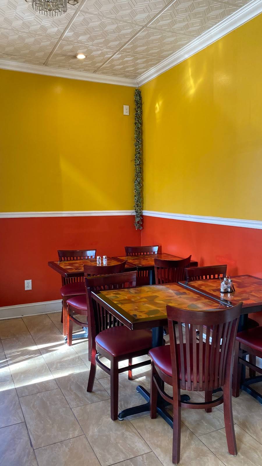 Arabian Breeze | restaurant | 3651 Lancaster Ave, Philadelphia, PA 19104, USA | 2153867272 OR +1 215-386-7272