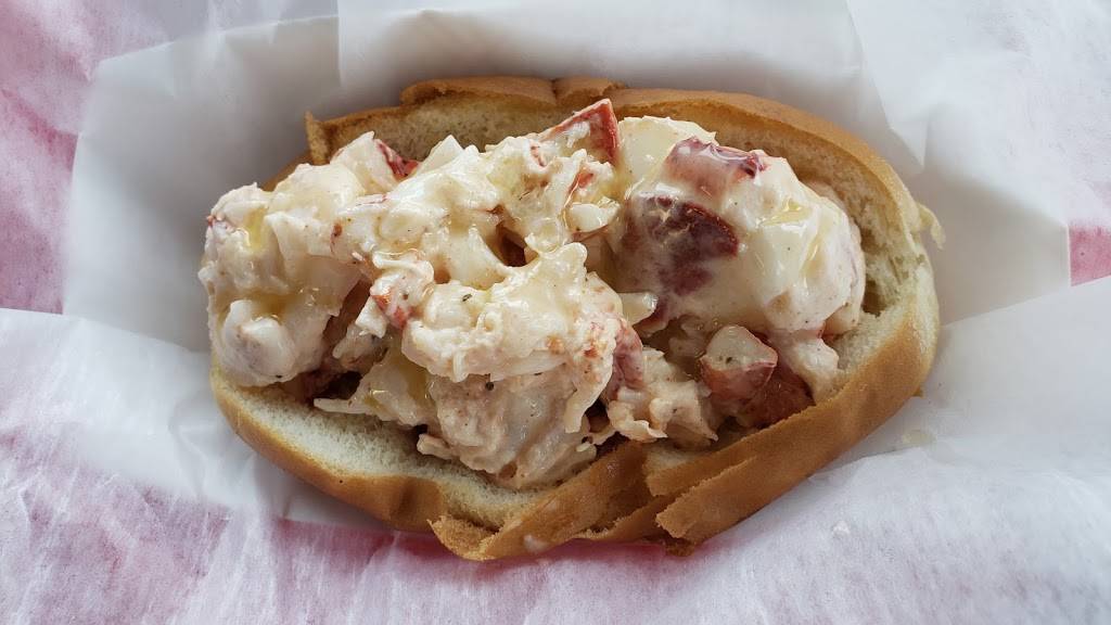 Cape Cod Lobster Rolls | restaurant | 239 Onset Ave, Wareham, MA 02571, USA | 5087437020 OR +1 508-743-7020