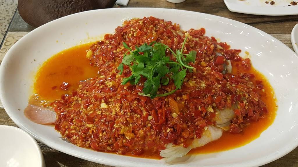 Hunan Restaurant and Bar 湘村發現 | restaurant | 300 John St, Thornhill, ON L3T 5W4, Canada | 9055970153 OR +1 905-597-0153