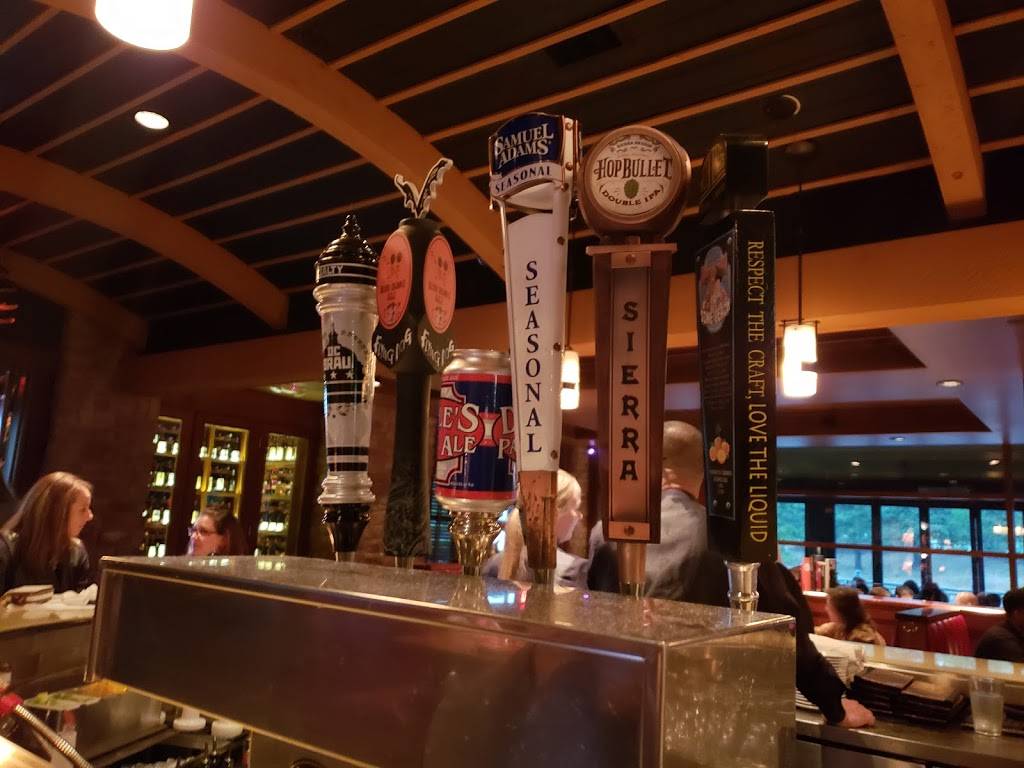 Copper Canyon Grill | restaurant | 100 Boardwalk Pl, Gaithersburg, MD 20878, USA | 2406310003 OR +1 240-631-0003